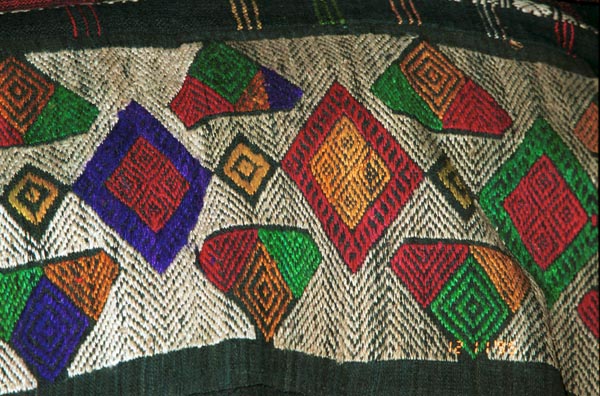 Detail of an embroidered hem of an old Southern White Thai sarong collected in Ban Lac village in the Mai Chau district, Hoa Binh (Ha So’n Binh) Province, Vietnam 9511A34E